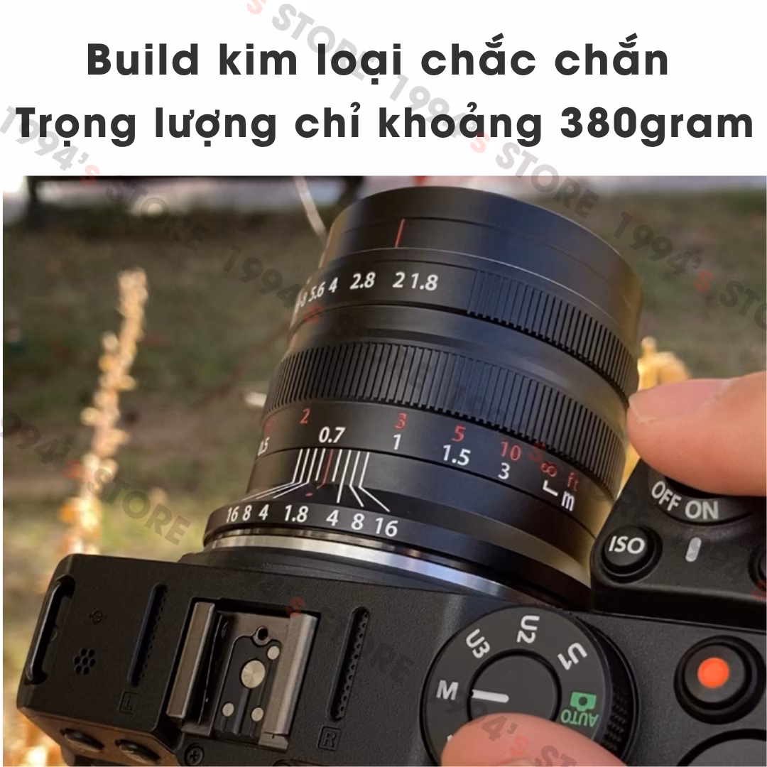 Lens xóa phông Full-Frame