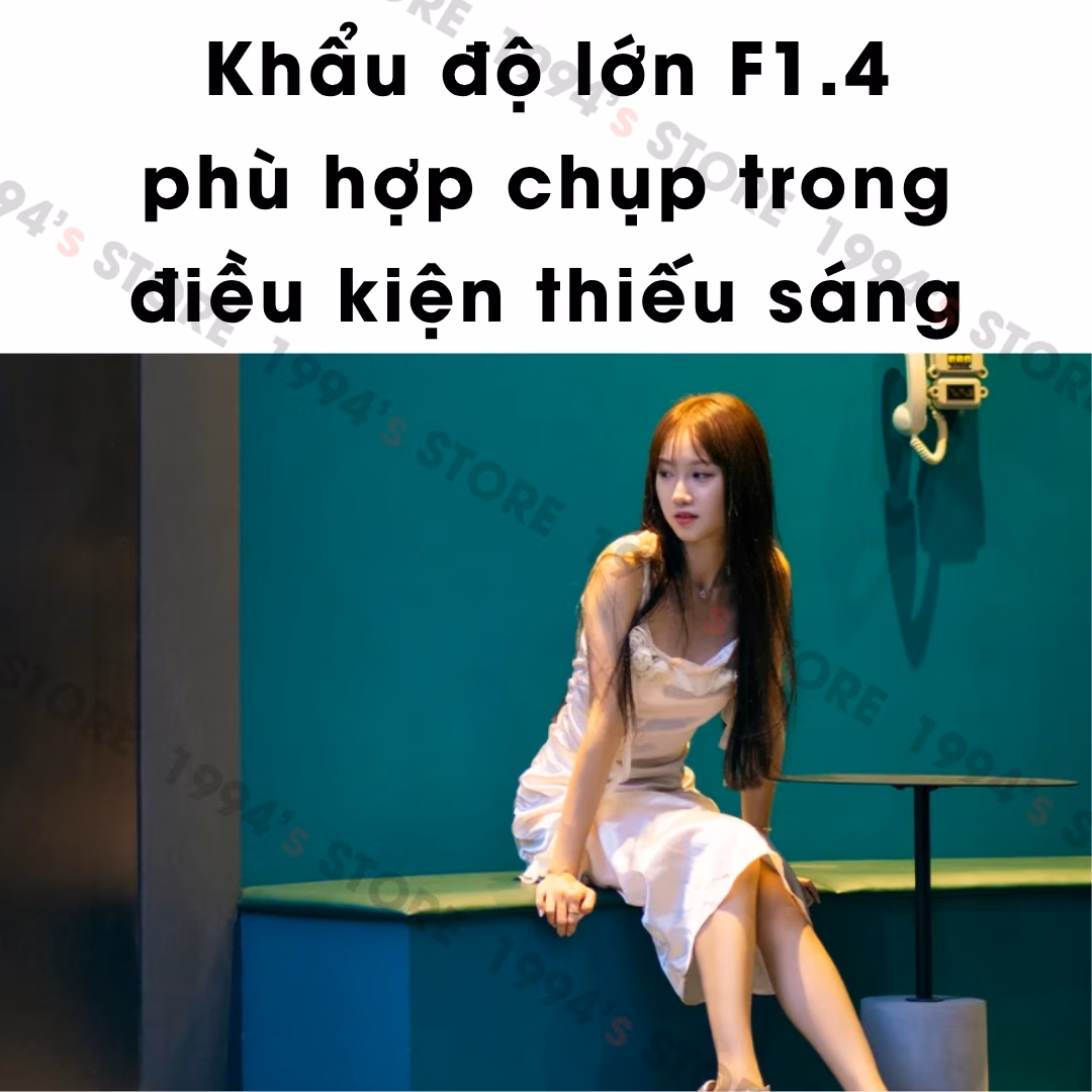 Cổng micro USB cập nhật firmware dưới ngàm ống kính Viltrox 56mm